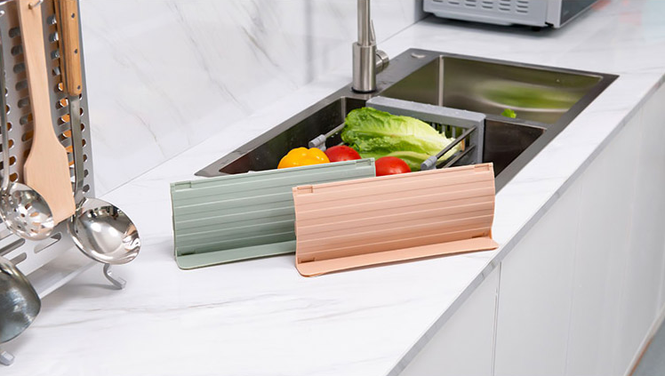 Keep It Extra Clean I Kitchen Sink Water Splash Protector | Keep Dry With A Simple Hack
